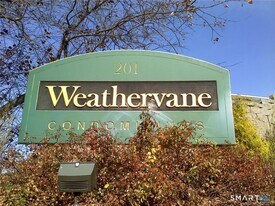 201 Regan Rd in Vernon, CT - Building Photo