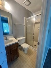 6303 Windsor Gate Ln in Charlotte, NC - Building Photo - Building Photo