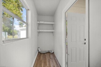 1644 Pawnee St in Ft. Myers, FL - Building Photo - Building Photo