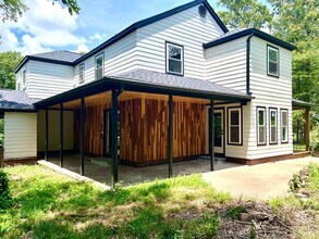 4911 Bob Mills Rd in Springdale, AR - Building Photo - Building Photo