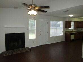 10609 Archdale Dr in Austin, TX - Building Photo - Building Photo