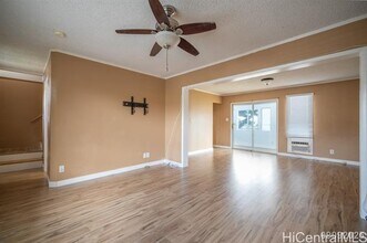 98-533-533 Kamahao Pl in Pearl City, HI - Foto de edificio - Building Photo