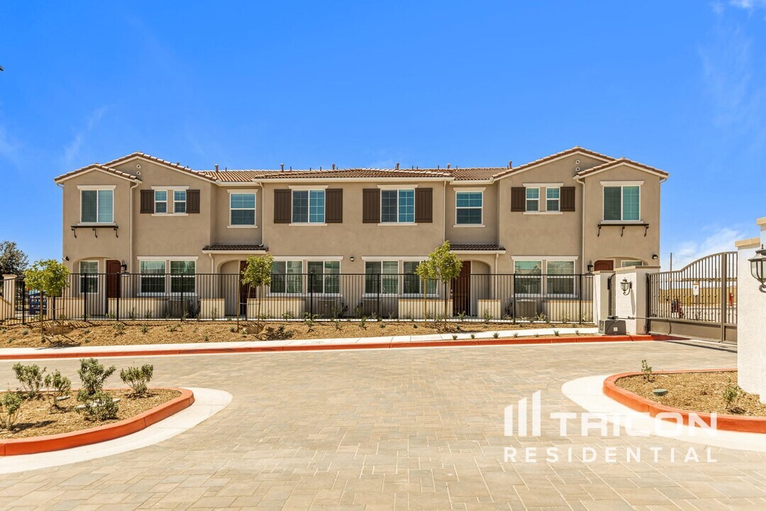 36550 Mismo Ct in Wildomar, CA - Building Photo