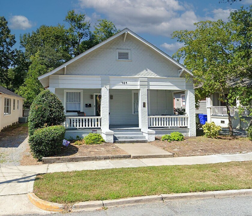 404 Biltmore St in Greenville, NC - Building Photo