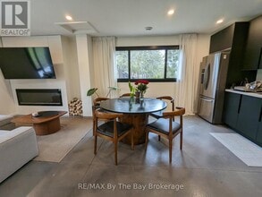 117 Glenlake Blvd in Collingwood, ON - Building Photo - Building Photo