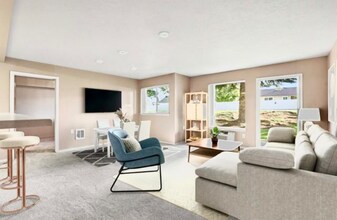 22855 E Country Vista Dr in Liberty Lake, WA - Foto de edificio - Building Photo