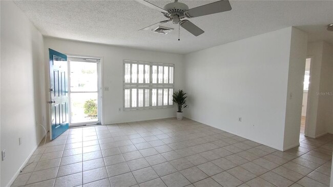 570 Circlewood Dr in Venice, FL - Building Photo - Building Photo