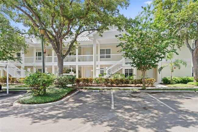 3702 54th Dr W in Bradenton, FL - Foto de edificio - Building Photo