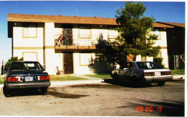 Arroyo Apartments in North Las Vegas, NV - Building Photo - Building Photo