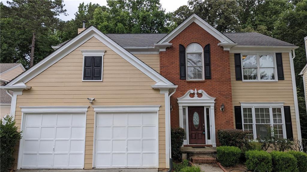 11125 Glenbarr Dr in Johns Creek, GA - Building Photo