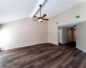 8202 Weatherly Dr in Rowlett, TX - Building Photo - Building Photo