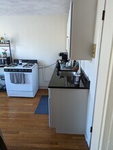 390 Fellsway W, Unit 5A in Medford, MA - Building Photo - Building Photo