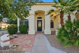 11415 N 44th St in Phoenix, AZ - Building Photo - Building Photo