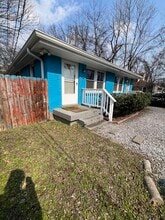 106A McKennell Dr in Nashville, TN - Foto de edificio - Building Photo