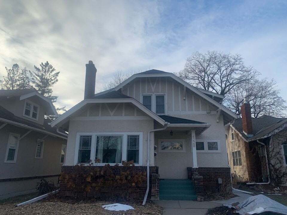 4228 Minnehaha Ave in Minneapolis, MN - Building Photo