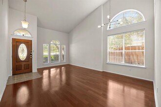 9400 Billingham Trail in Austin, TX - Building Photo - Building Photo