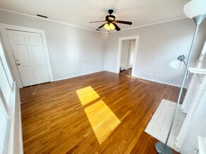 520 S Fannin Ave, Unit 520 Fannin Ave. in Tyler, TX - Building Photo - Building Photo