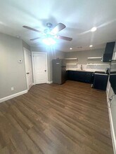 3807 Edison St in Houston, TX - Building Photo - Building Photo