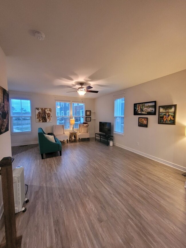 529 Crofton Village Terrace in Midlothian, VA - Building Photo - Building Photo