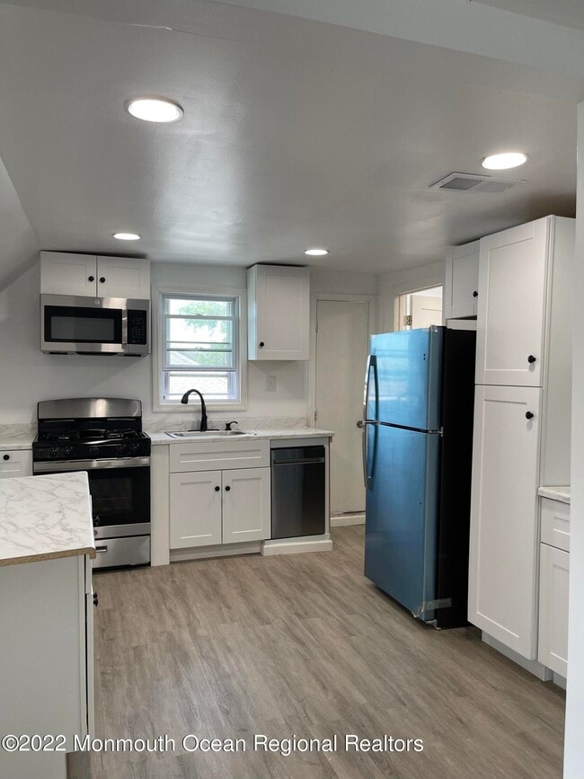 property at 309 2nd Ave
