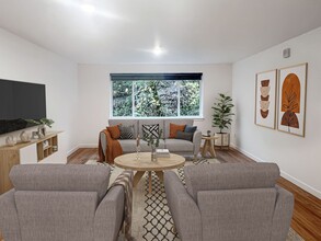 Leeward Apartments in Hood River, OR - Building Photo - Interior Photo