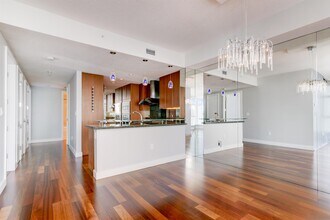 1205 Pacific Hwy-Unit -2103 in San Diego, CA - Building Photo - Building Photo