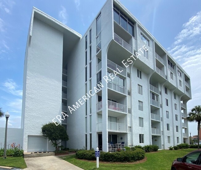 property at 30 Moreno Point Rd