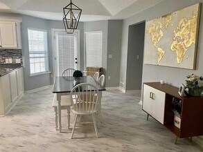 3805 Hawick Ln in Dallas, TX - Foto de edificio - Building Photo