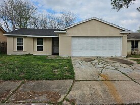 15829 Ridgeroe Ln in Houston, TX - Building Photo