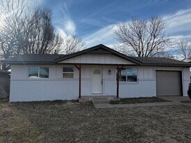 414 NW 54th St in Lawton, OK - Building Photo