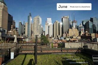 Room in Shared 3.0 bed/3 bath home in New York, NY - Building Photo - Building Photo