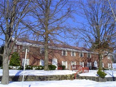 310 E Larwill St in Wooster, OH - Foto de edificio