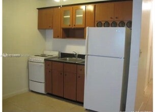 318 Majorca Ave in Coral Gables, FL - Building Photo - Building Photo