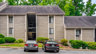 1508 Benjamin Pky, Unit C