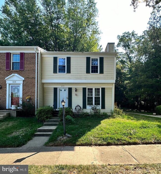 property at 6123 Martins Landing Ct