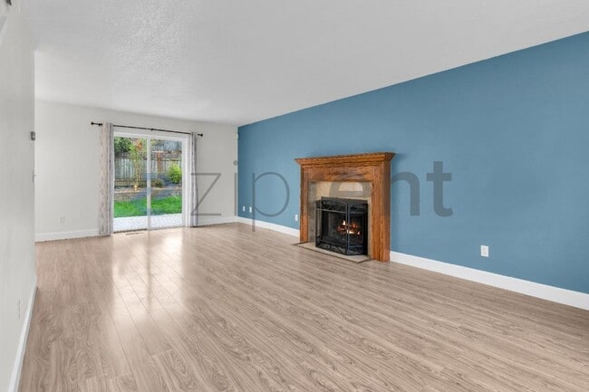 7410 SW 173rd Pl in Aloha, OR - Building Photo - Building Photo