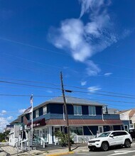65 Grand Central Ave, Unit 1 & 2 in Lavallette, NJ - Foto de edificio - Building Photo
