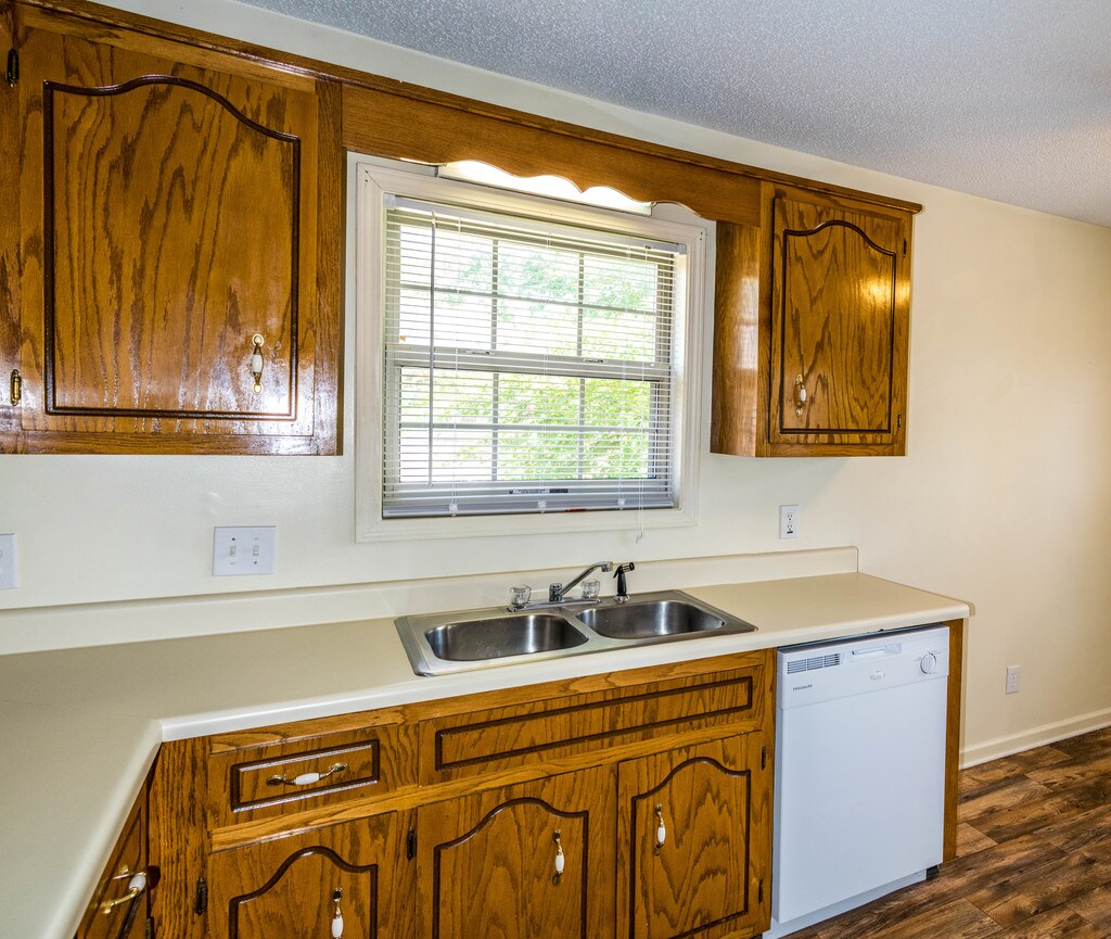 Sango Place Apartments Clarksville, TN Apartments For Rent