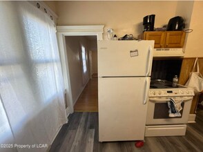 96 Cleveland St-Unit -98L in Plains, PA - Building Photo - Building Photo