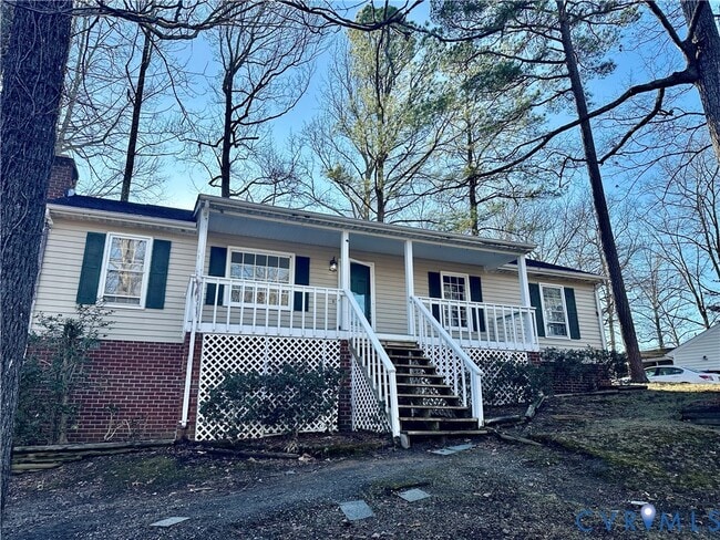 8413 Boones Trail Rd in Chesterfield, VA - Building Photo - Building Photo