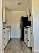 1331 Pinetree Dr, Unit Pinetree in Stockton, CA - Building Photo - Building Photo