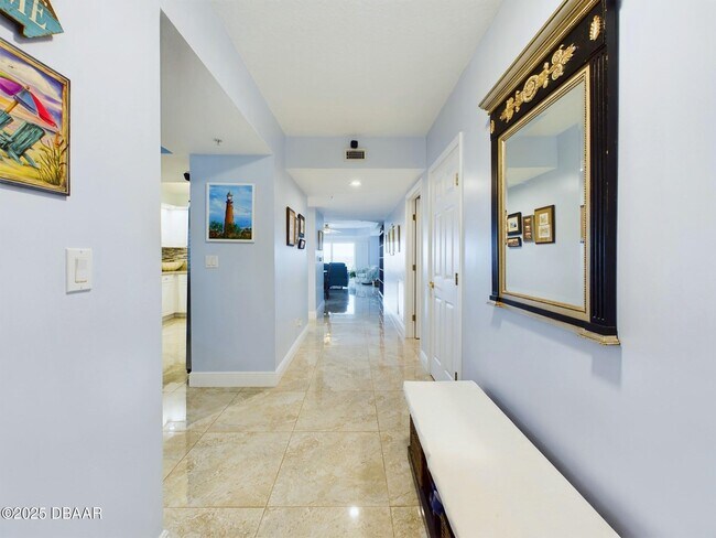 4670 Links Village Dr in Ponce Inlet, FL - Foto de edificio - Building Photo