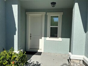 11665 Rolling Green Dr in Bradenton, FL - Building Photo - Building Photo