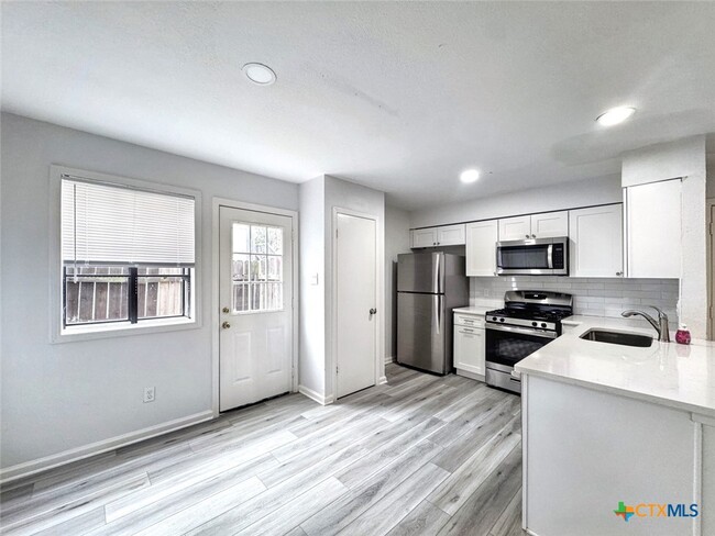 property at 608 Bracewood Cir