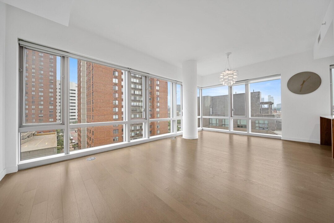 75 Park Ln S in Jersey City, NJ - Building Photo