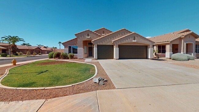 3830 E Kroll Dr in Gilbert, AZ - Building Photo - Building Photo