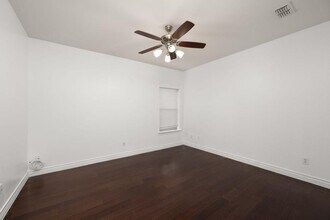 3003 S L Ln in McAllen, TX - Building Photo - Building Photo