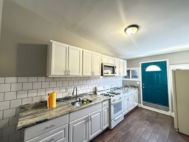 property at 418 N East Ave