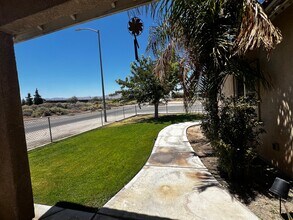 100 Tyler St in Taft, CA - Building Photo - Building Photo