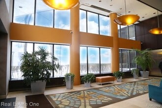 1001 W Jefferson Ave in Detroit, MI - Building Photo - Building Photo